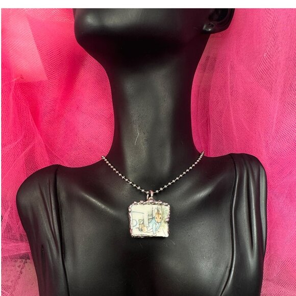 Peter Rabbit Wedgwood Broken China Pendant w/ Silver Artisan Bezel  & Ball Chain - Picture 6 of 12